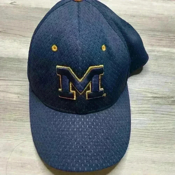 Michigan Hat - Picture 1 of 3